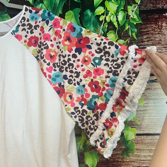 Boutique Fringe Short Sleeve Shirt Blouse Top 4XL Plus Boho Floral Cheetah Print - Picture 2 of 8